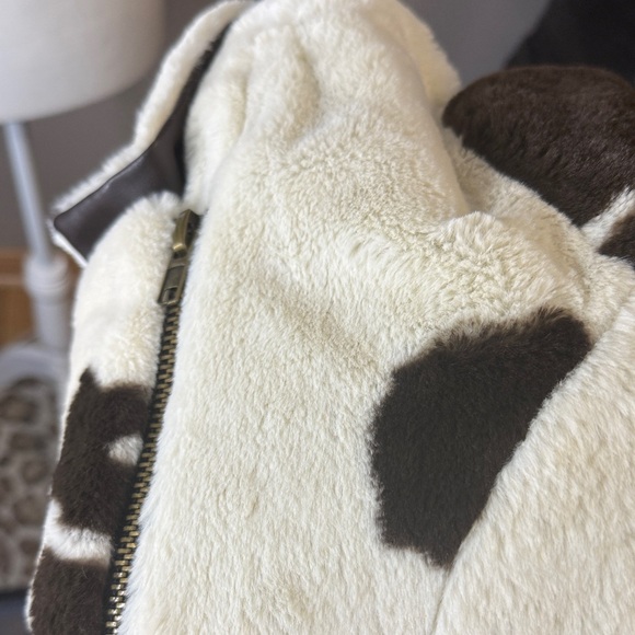 Forever 21 Cream and Brown Teddy Jacket - Picture 6 of 6